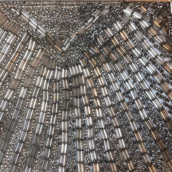 Silver beaded clutch - Picture 7 of 7